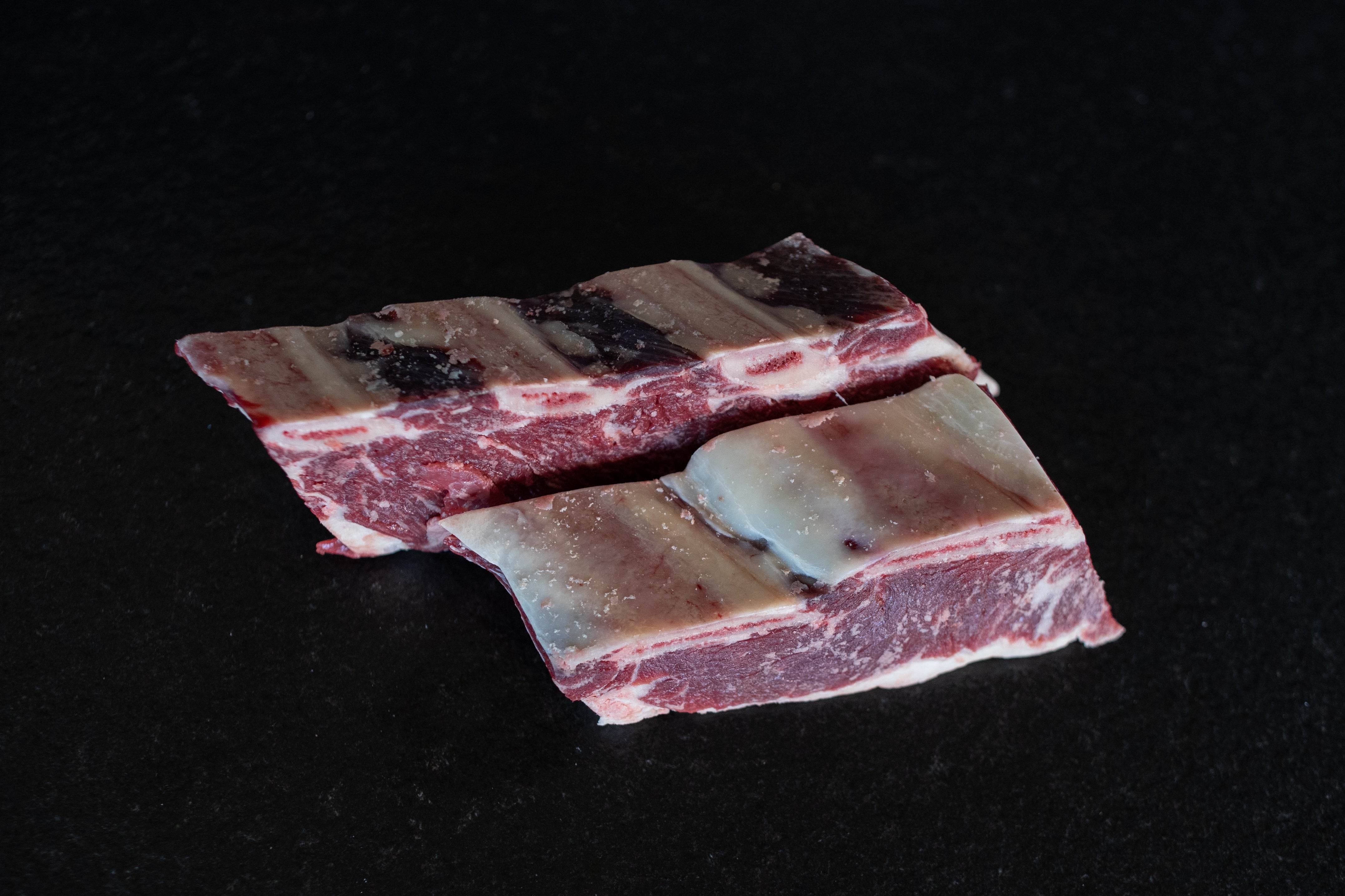 Prémiová hovězí žebra s kostí Fox Meadows – výběrové maso pro šťavnatá BBQ žebra