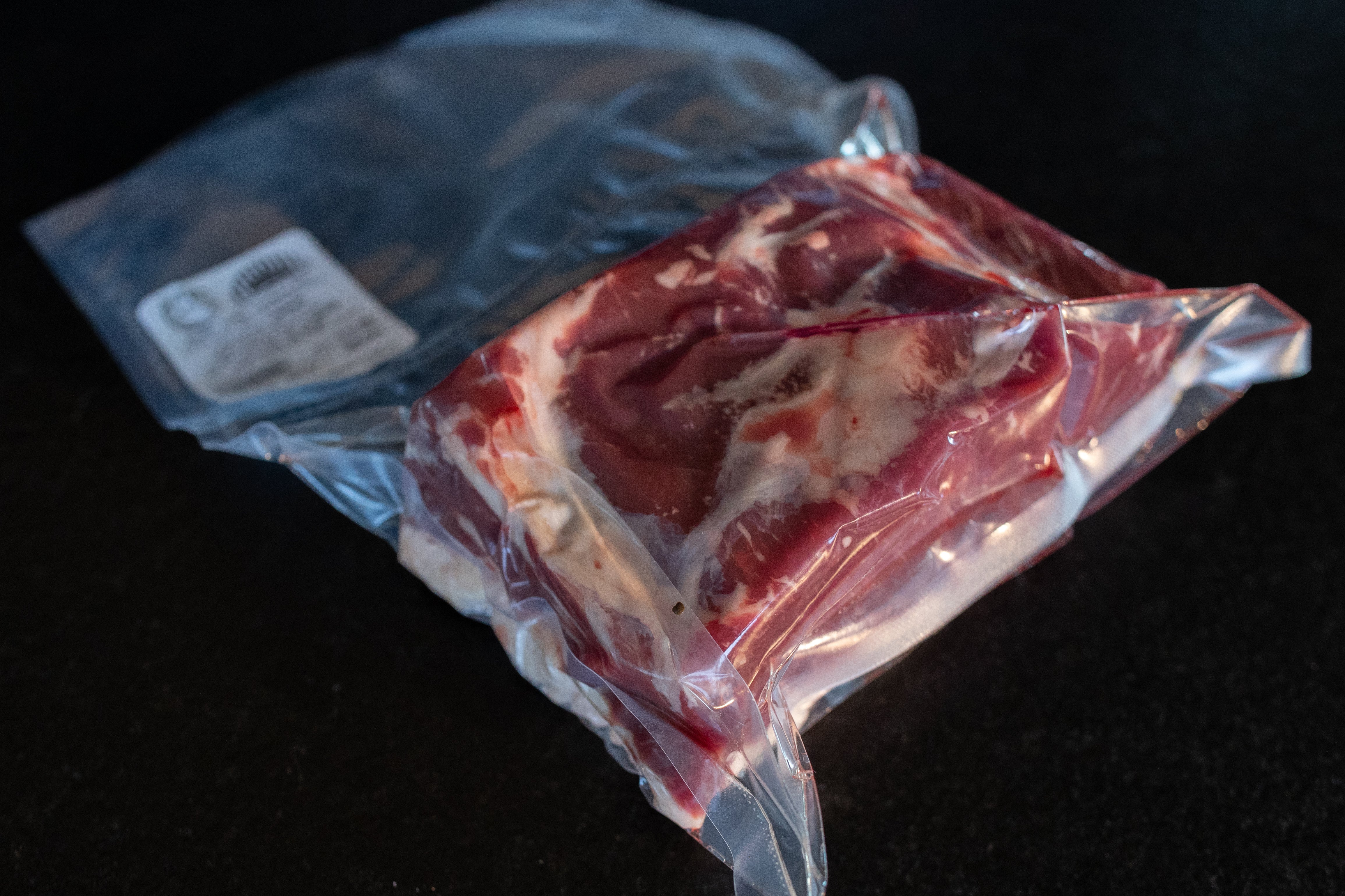 Vakuově balený hovězí nízký roštěnec Fox Meadows – čerstvé hovězí na steaky a tatarák