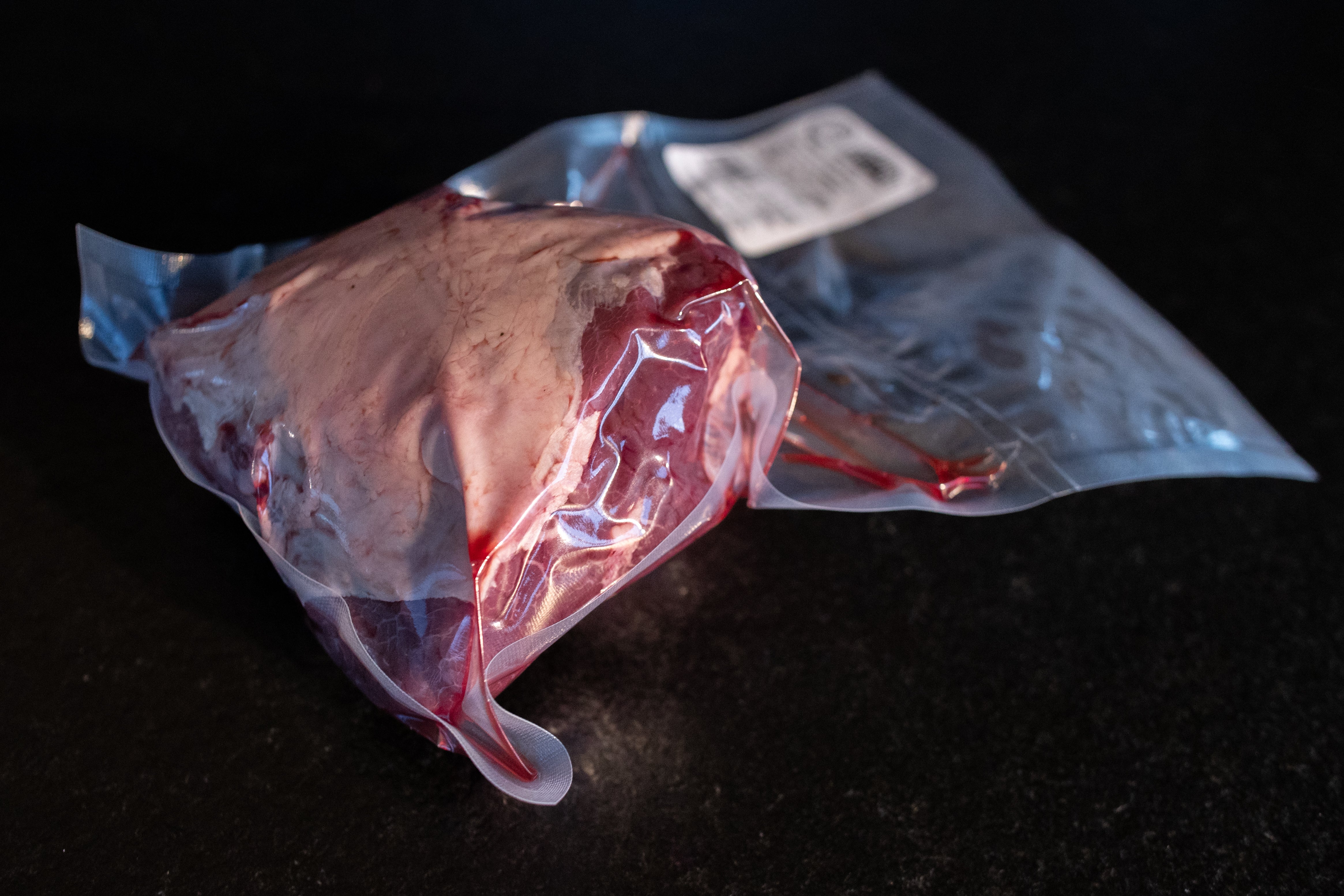 Vakuově balená hovězí líčka Fox Meadows – čerstvé hovězí na tažené maso i delikátní omáčky